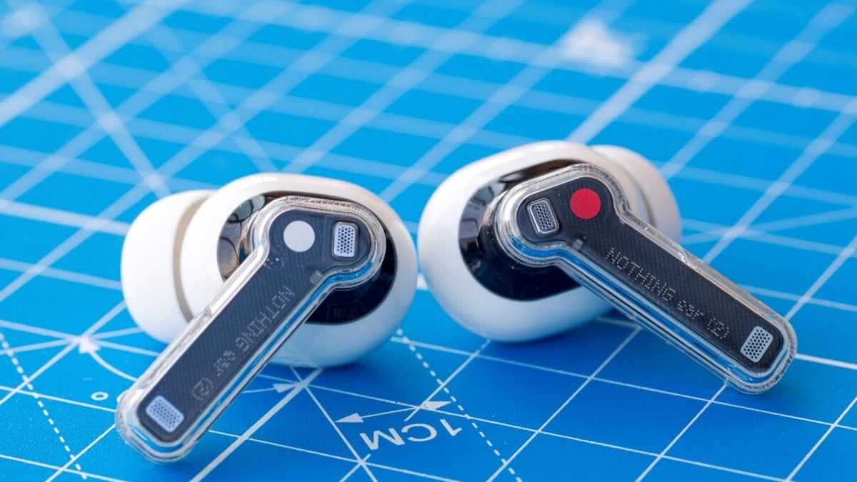 7 Earphone Terbaik 2025: Suara Jernih, Bass Menggelegar untuk ... Teknologi Audio Terbaik Untuk Pengalaman Mendengarkan Musik
