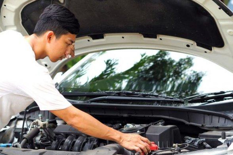 Merawat Mobil Diesel, 4 Cara Agar Mesin Tetap Prima - Otoinfo.id Cara Merawat Mesin Mobil Agar Tahan Lama