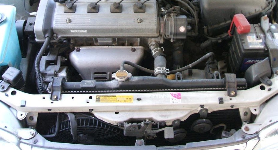 Apa Penyebab Mesin Mobil Bergetar Saat Idle