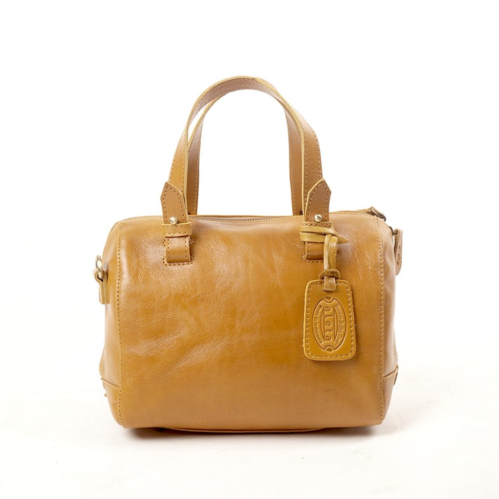 Tips Memilih Tas yang Cocok untuk Pesta Tips Memilih Tas Yang Cocok Untuk Berbagai Occasion